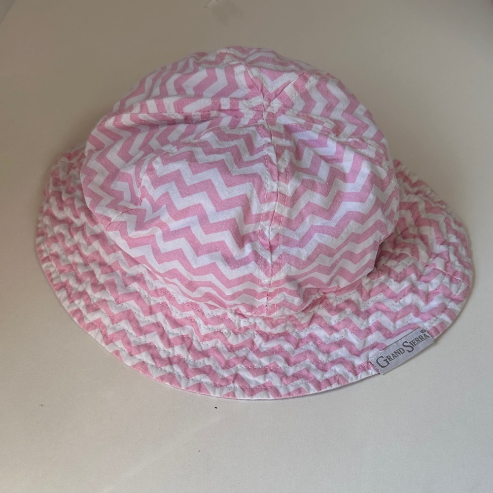 Grand Sierra pink white and purple  chevron sunhat size 18-24 months